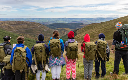 1600x600-EBD_aberdovey_group_hiking