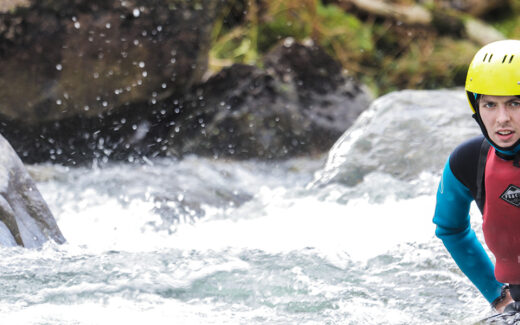 1600x600-gorge-preparing-to-climb