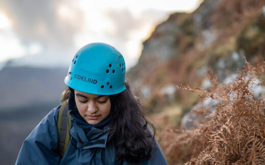 960x800 FR Ogwen girl climbing